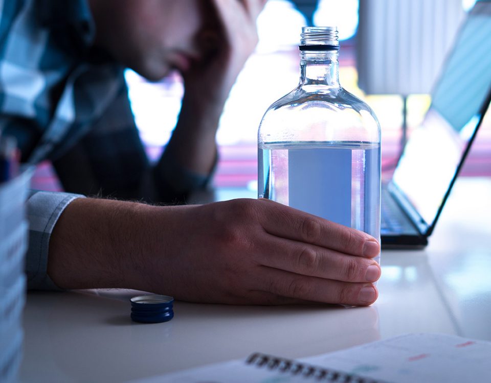 How to Tell if Your Employee Has a Drinking Problem