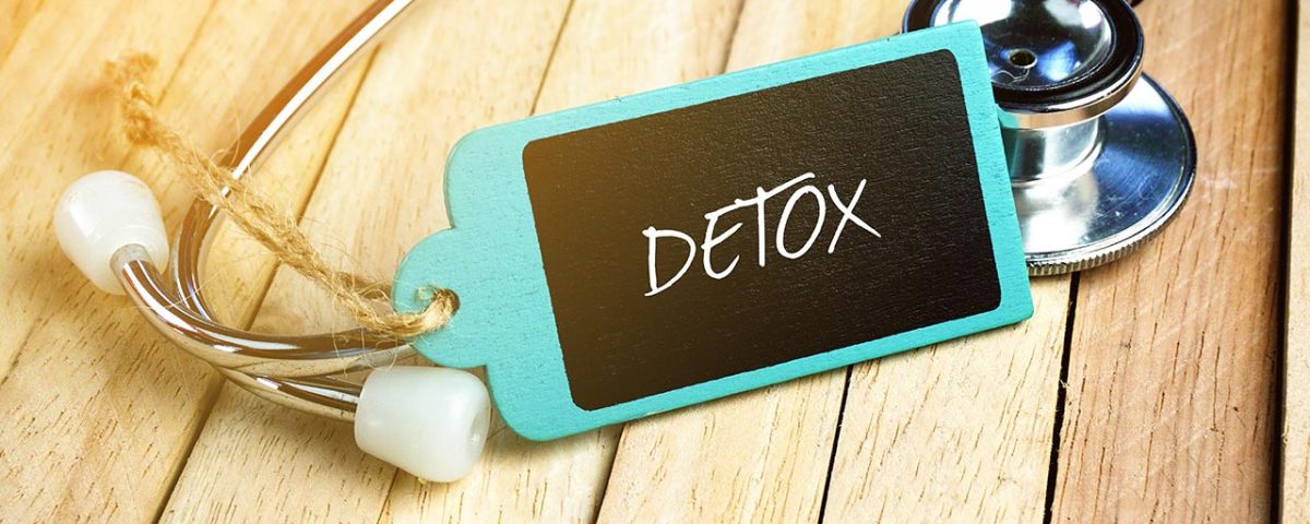 Choosing Between Detoxing at Home or Medical Detox