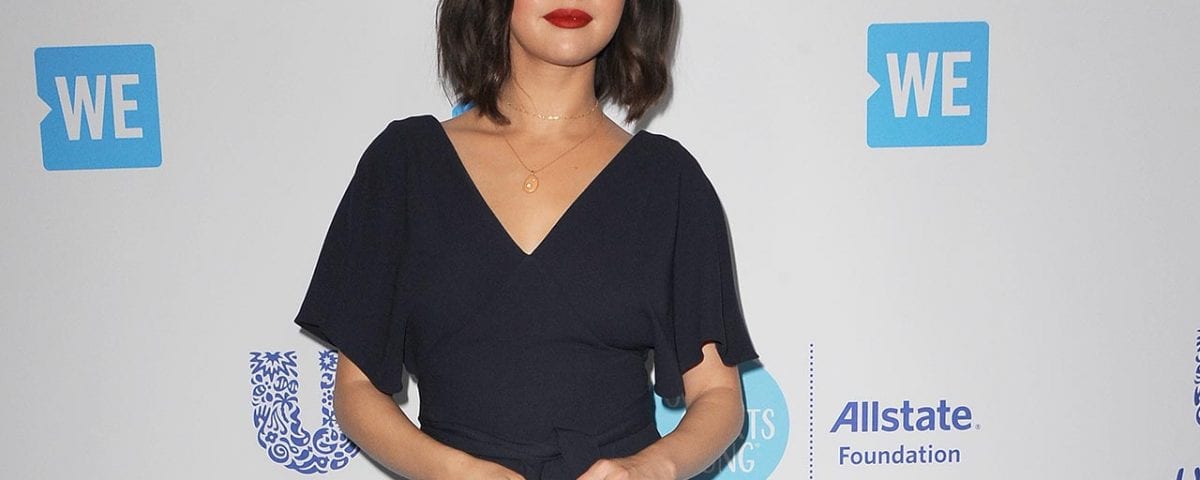 Selena Gomez Raising Money for Mental Health With Makeup Line