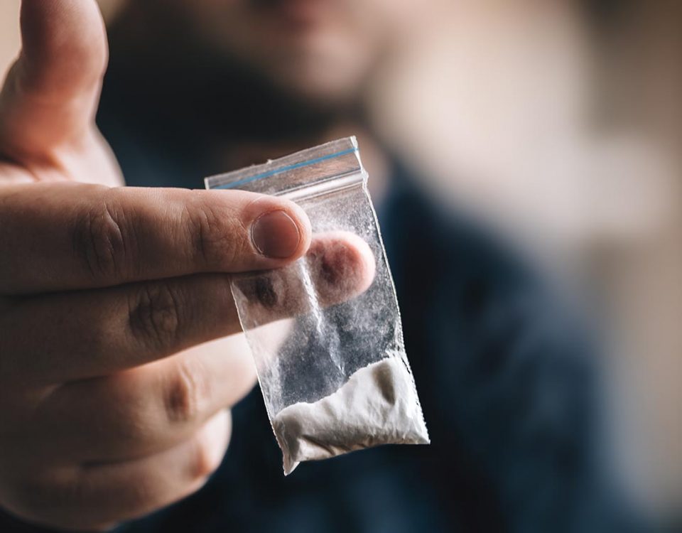 8-Ball Cocaine: What is it?  Banyan Treatment Centers Texas